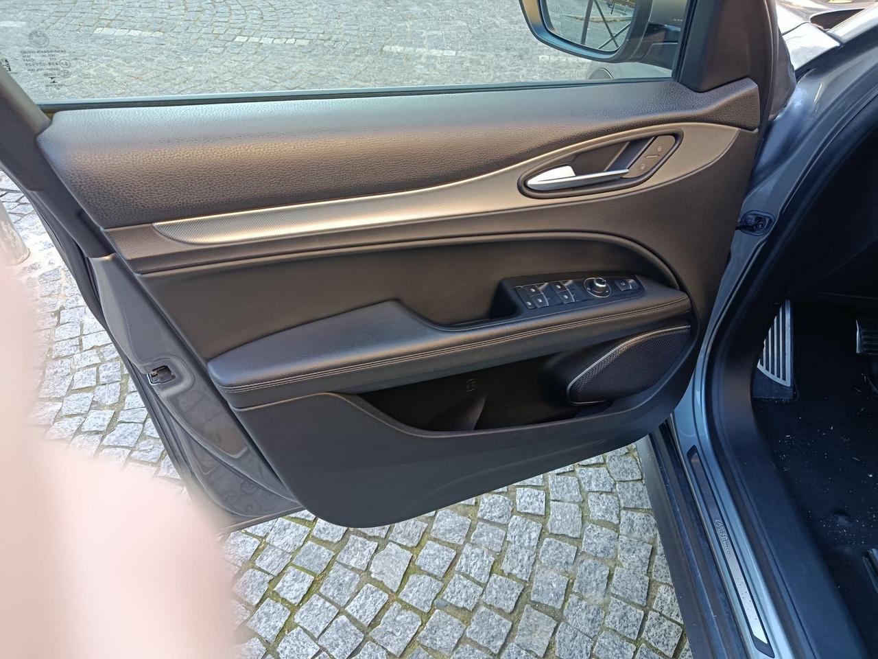 Alfa Romeo Stelvio Sprint 2.2 #8429