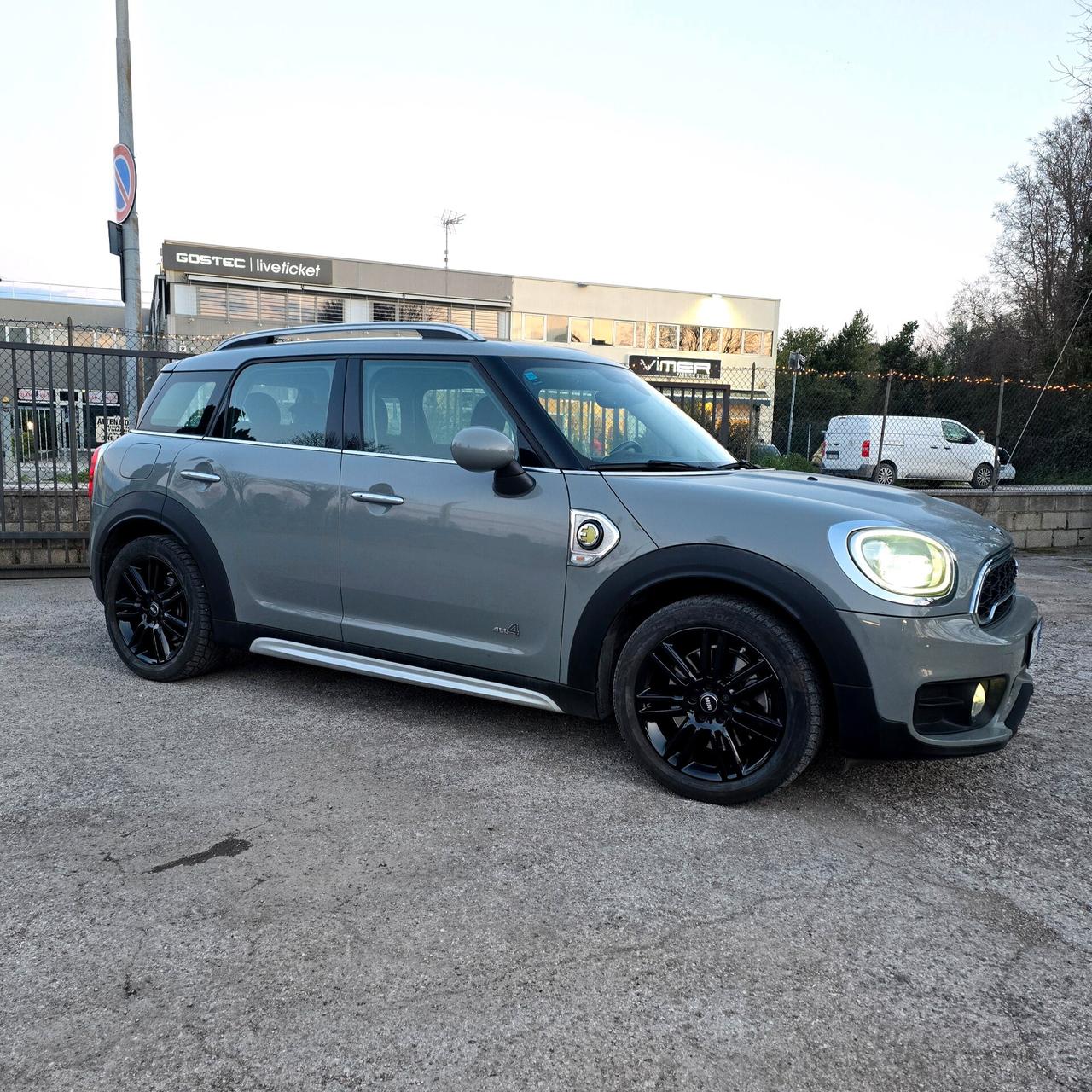 Mini Cooper Countryman 1.5 SE Business ALL4 Automatica