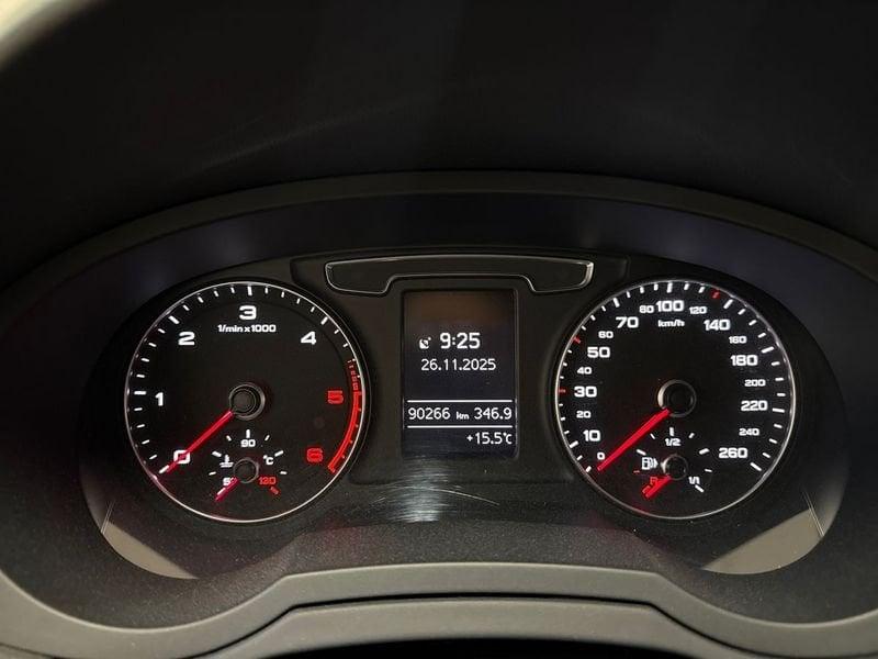 Audi Q3 2.0 tdi Business 120cv s-tronic