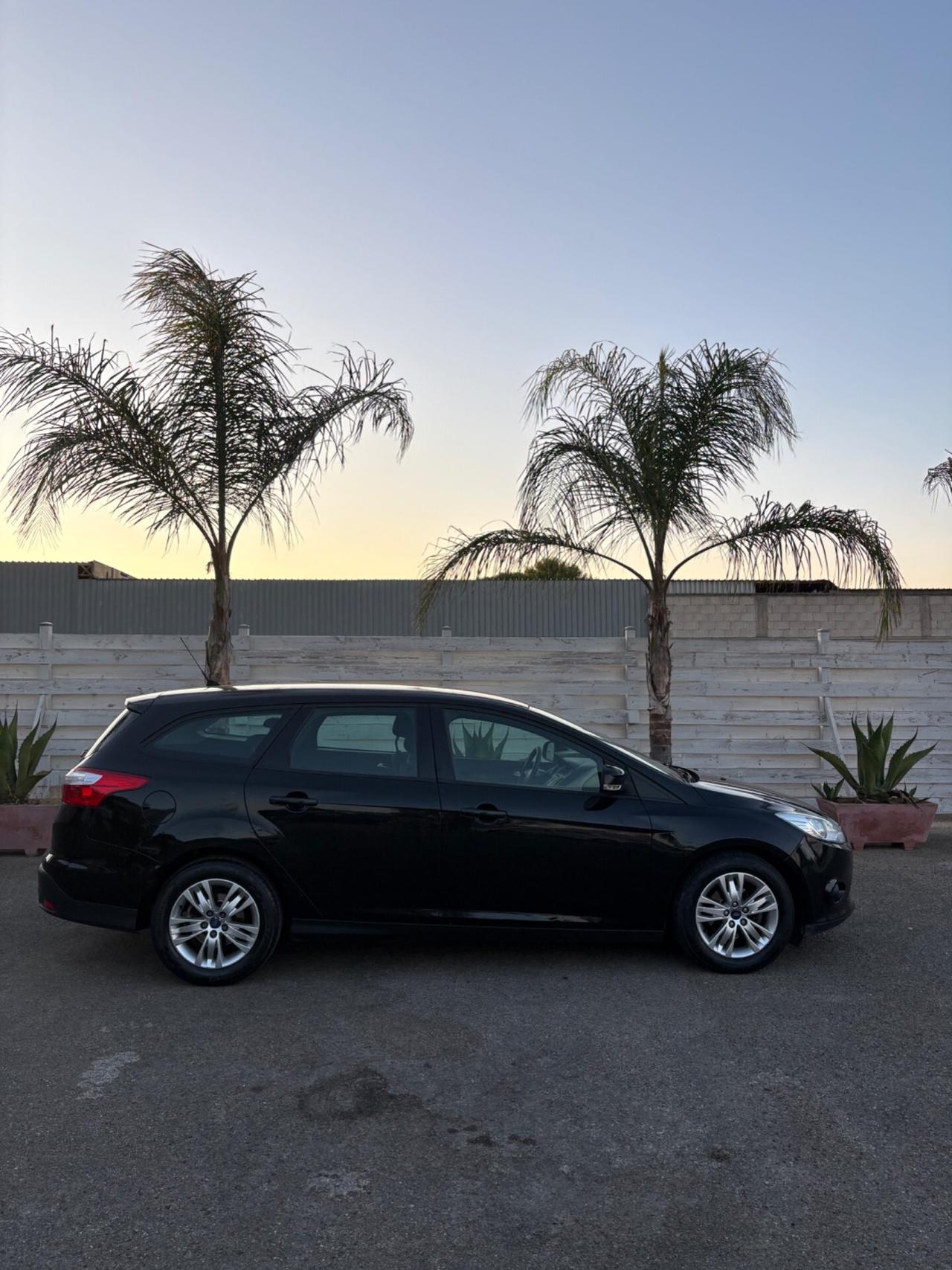 Ford Focus 1.6 diesel con motore eccellente in pronta consegna