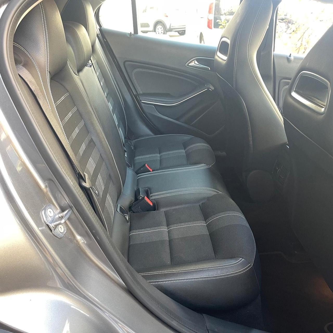 Mercedes-Benz GLA 220 d 170cv 4Matic Sport