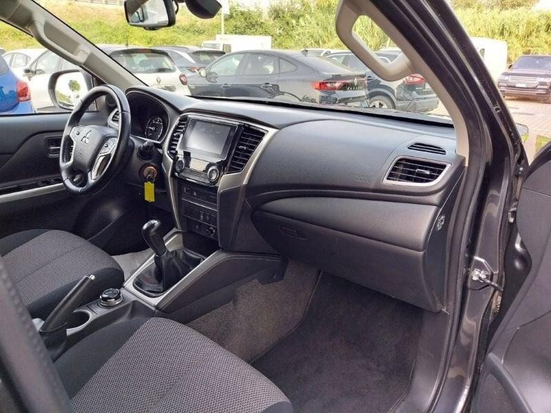 Mitsubishi L200 Cab VI 2019 Double Cab 2.3 D 150cv Intense 4WD Super Sele