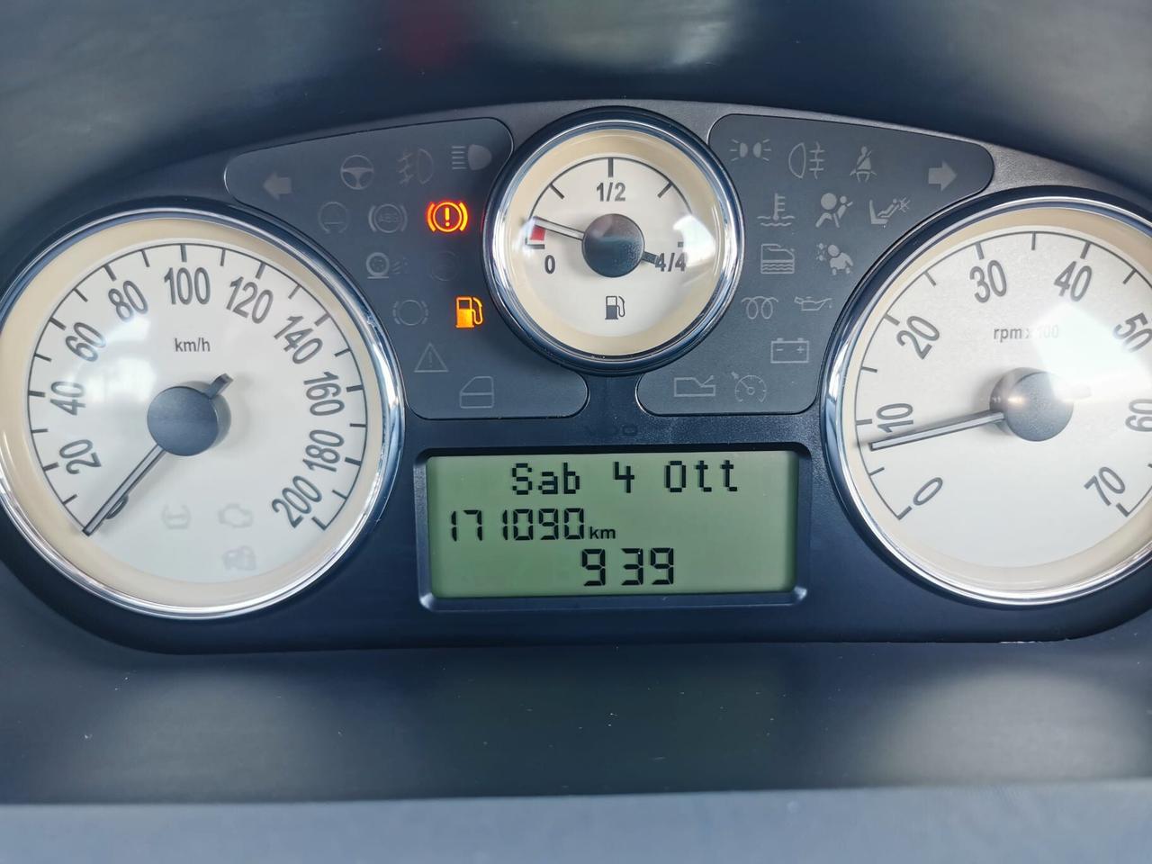 Lancia Ypsilon 1.2 Argento NEOPATENTATI