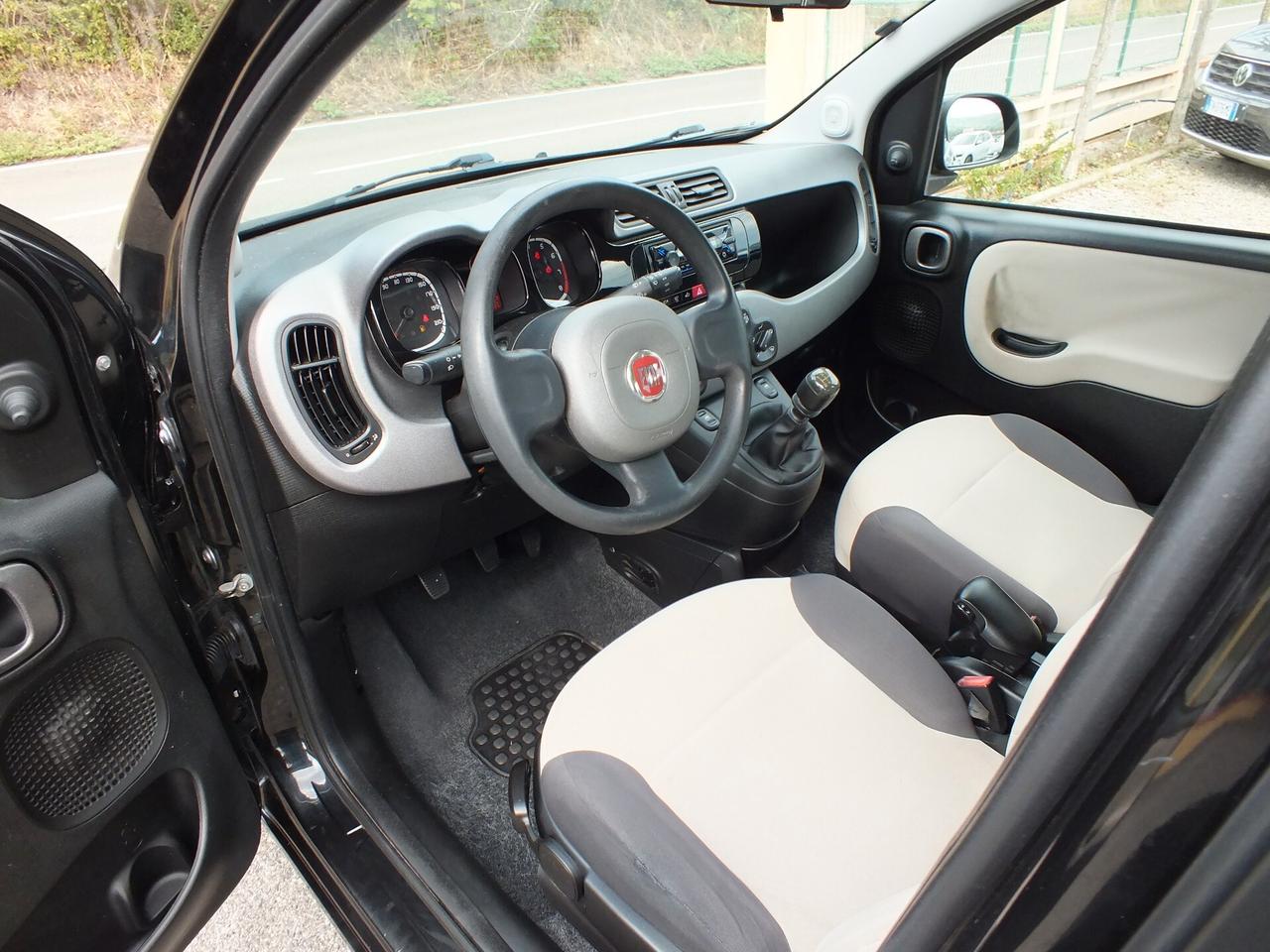 FIAT PANDA 1.2 LOUNGE 5 POSTI