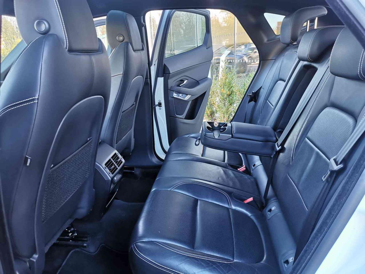 JAGUAR E-Pace (X540) E-Pace 2.0D 150 CV A...