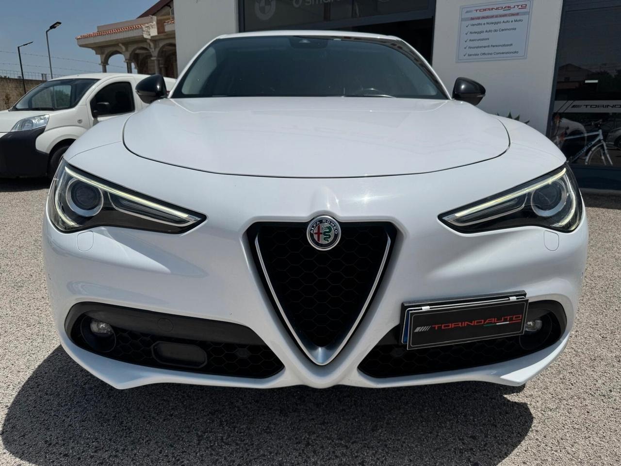 Alfa Romeo Stelvio 2.2 Turbodiesel 210 CV AT8 Q4 Super