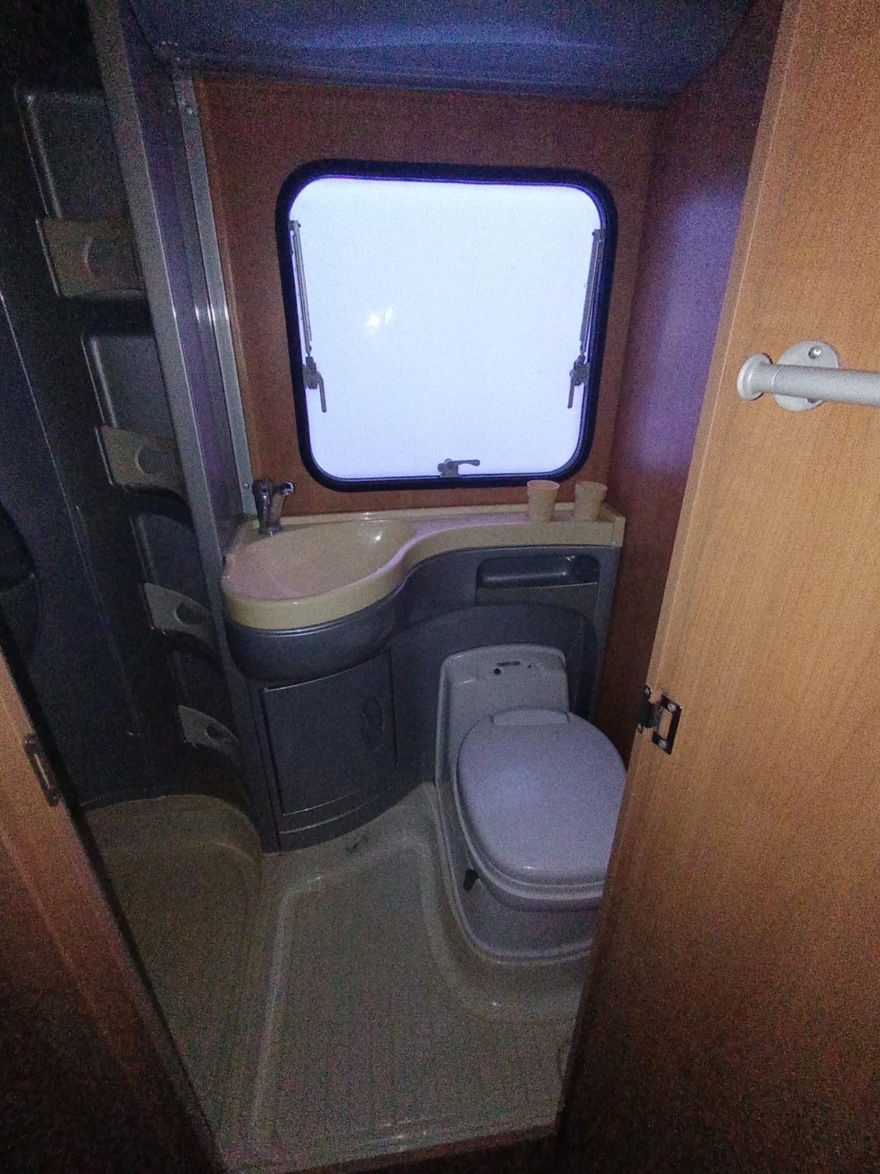 MANSARDATO Elliot 40 del 2010 in saldo 049