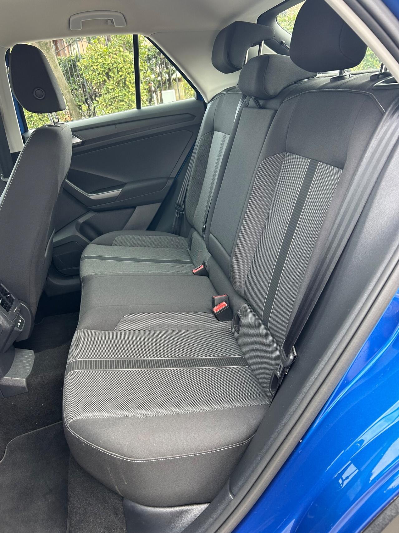 Volkswagen T-Roc 2.0 TDI SCR R-Line 2022