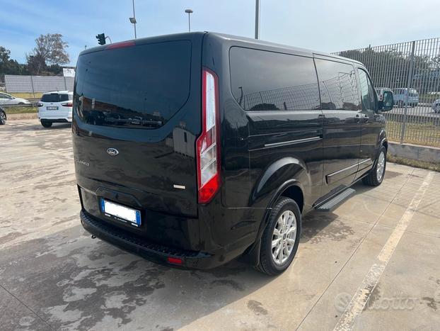 Ford Tourneo Custom 2.0 TDCi 130CV 9 posti