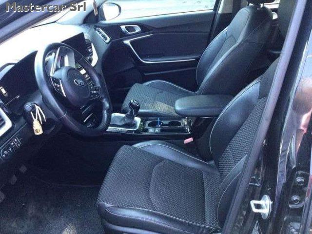 KIA XCeed 1.6 crdi Style Techno Pack 115cv - GB120VT