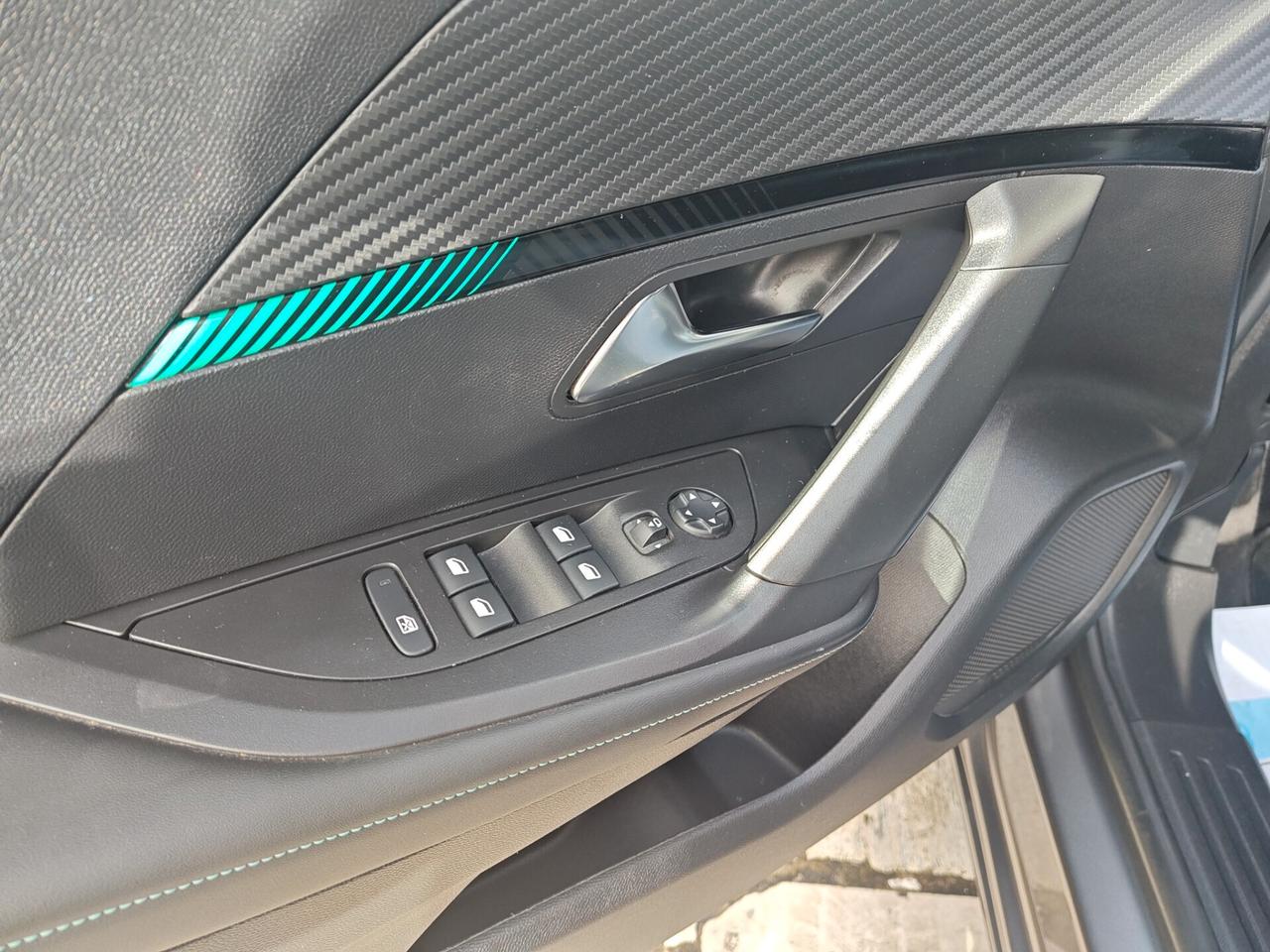 PEUGEOT 2008 B.HDI 1.5 130 CV S&S EAT8 ALLURE PACK