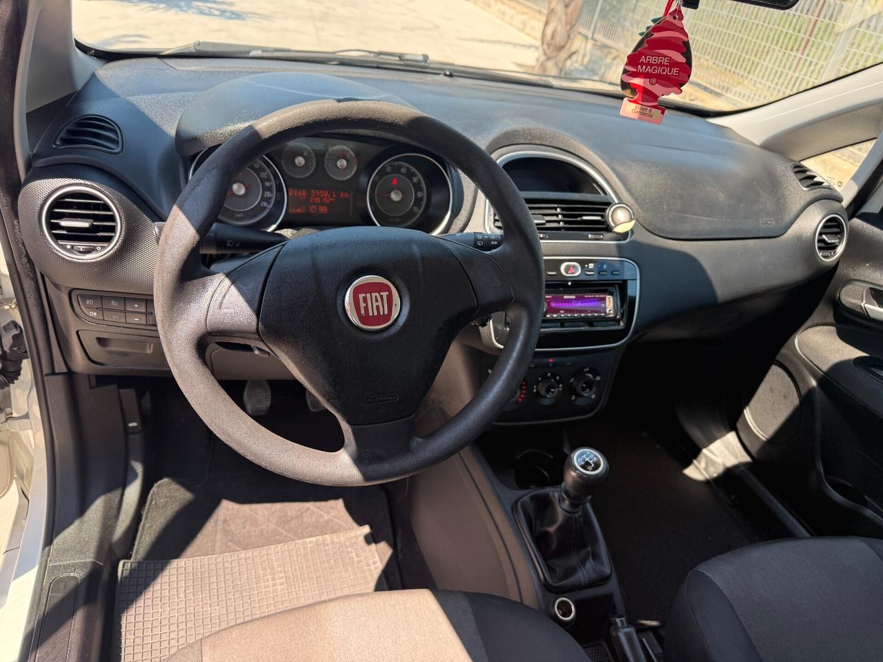 FIAT PUNTO ANNO 2013 1.4 NATURAL/POWER 77 CV