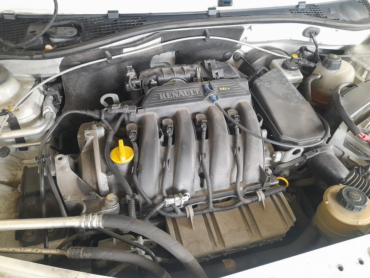 Dacia Logan MCV 1.6 7 posti Lauréate