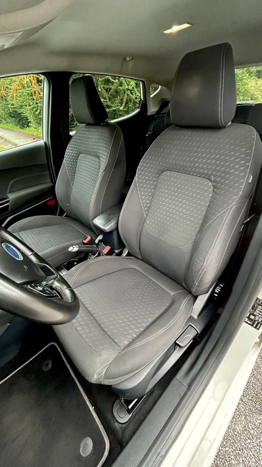 Ford Fiesta 1.0 Ecoboost Hybrid 125 CV DCT 5 porte Titanium
