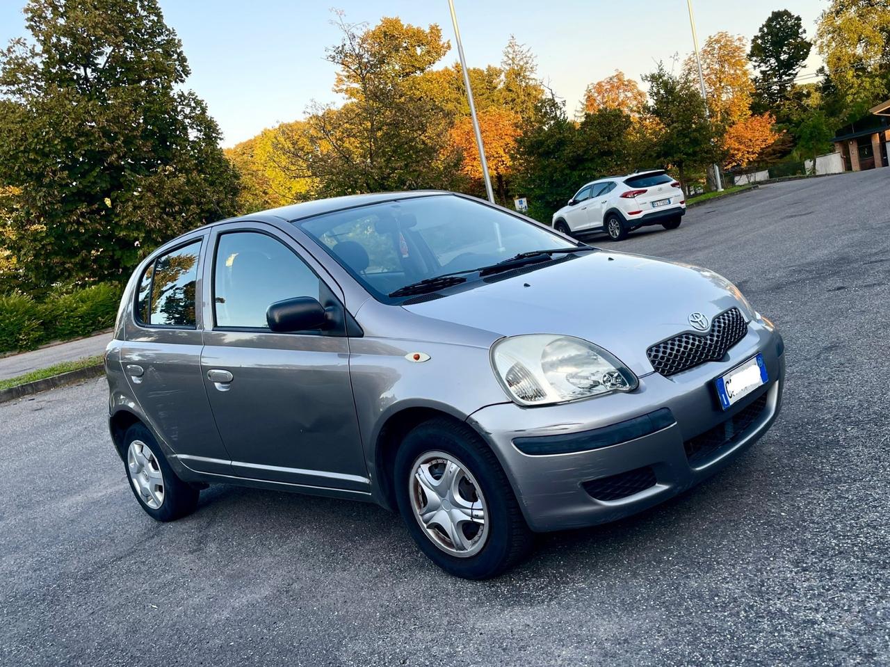 Toyota Yaris 1.0i 16V cat 5 porte Expo
