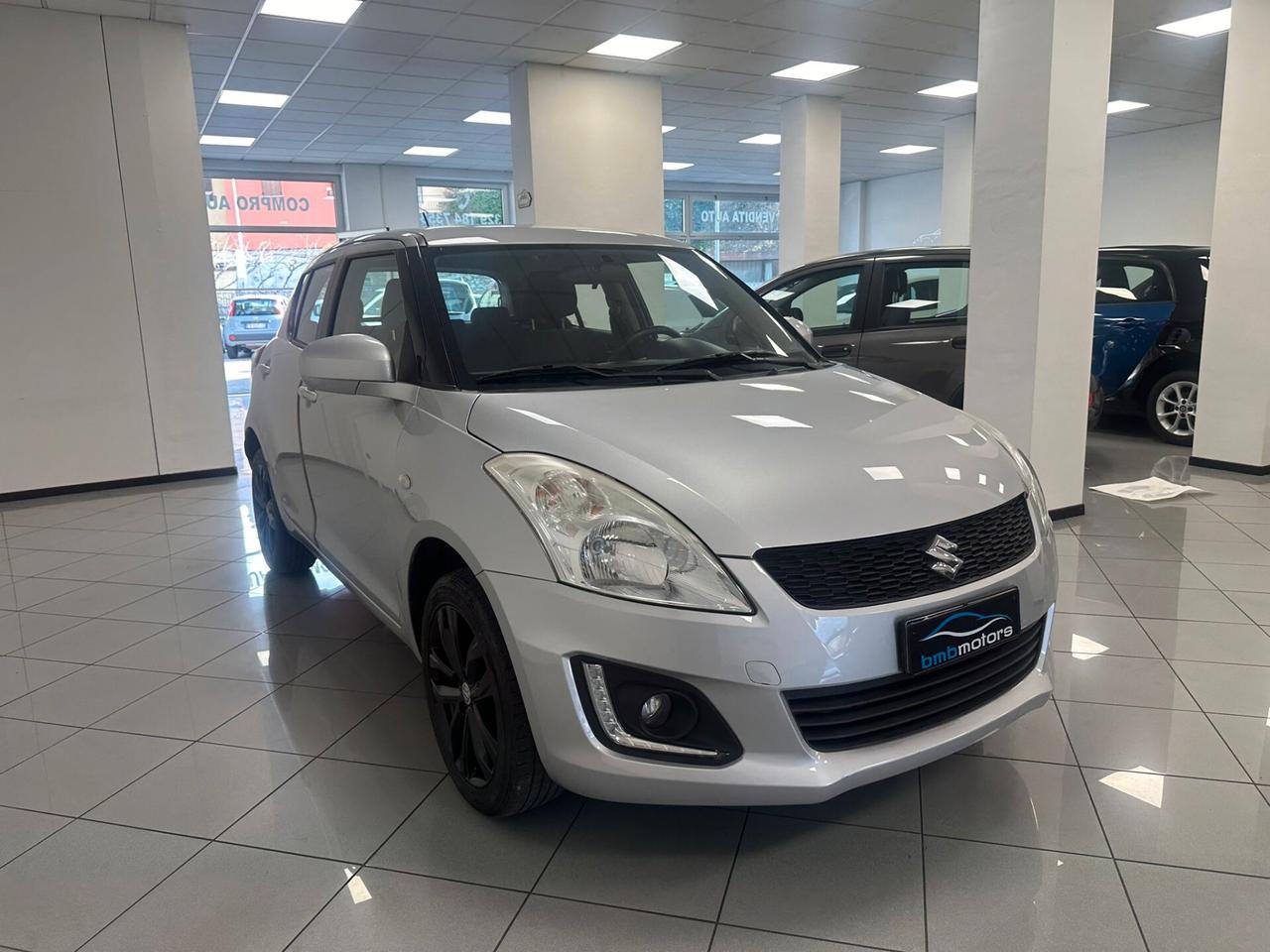 Suzuki Swift 1.2 VVT 4WD 5 porte B-Cool Bi-Color