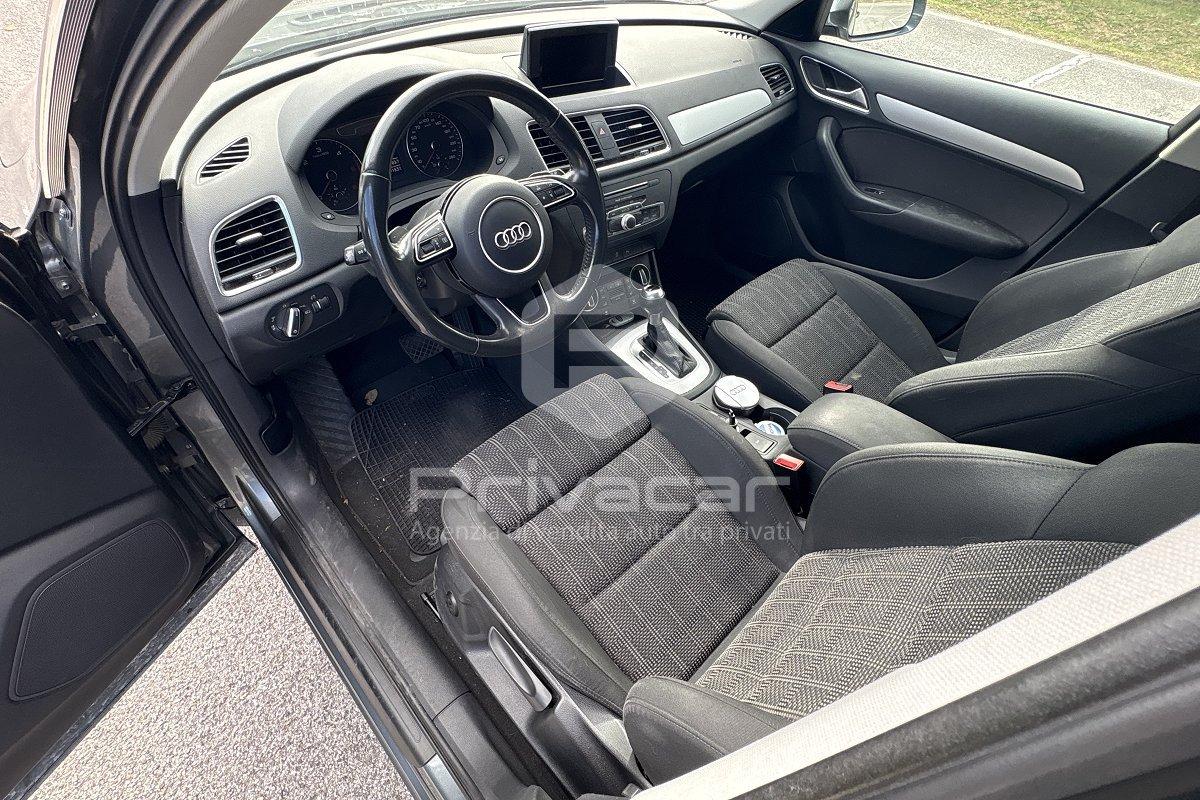 AUDI Q3 2.0 TDI 120 CV S tronic Business