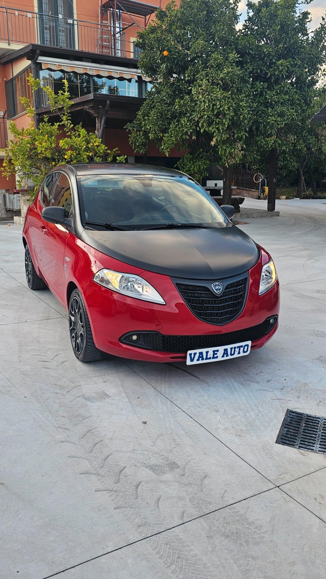 Lancia Ypsilon 0.9 TwinAir 85 CV 5 porte S&S DFN 30th Anniversary