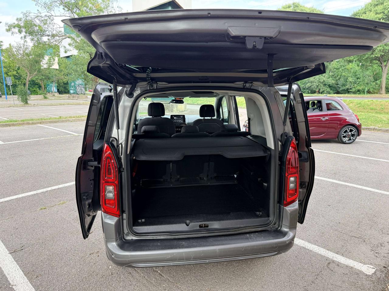 Opel Combo Life 1.2 Turbo 5 POSTI AUTOMATICO - INNOVATION