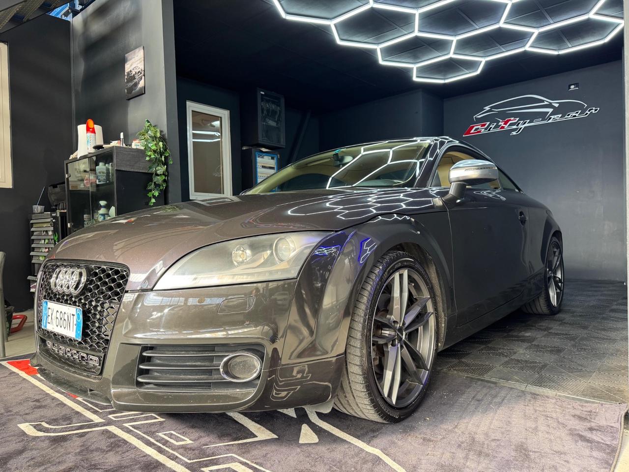 Audi TT 2.0 TFSI 211 CV Quattro – 2011 – 189.000 km