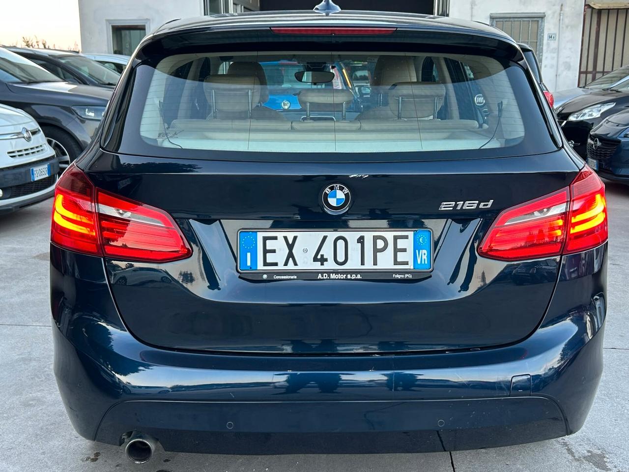 Bmw 216 218d Active Tourer Sport con cambio manuale