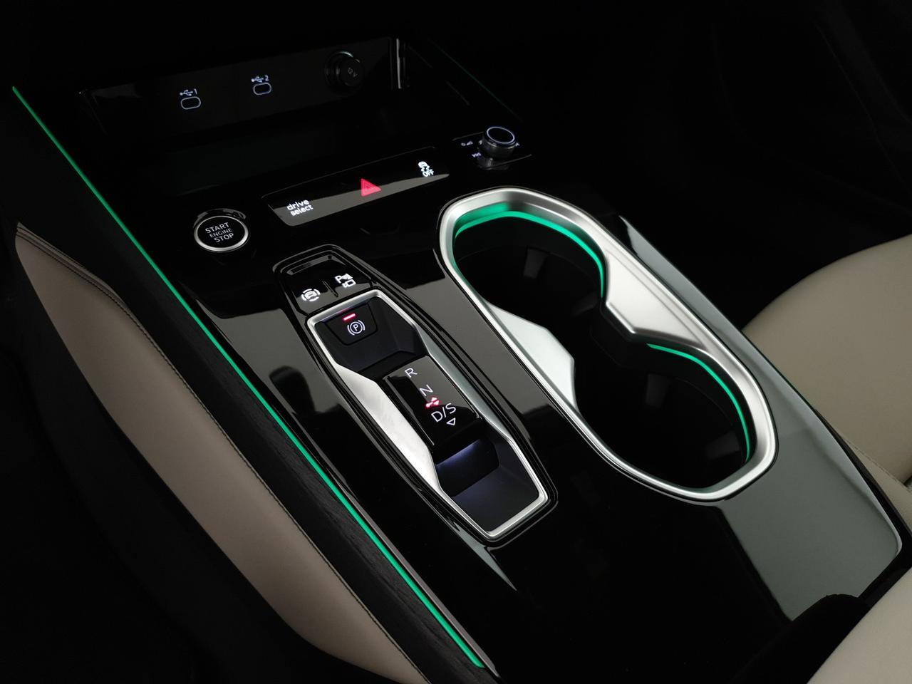 Avant 3.0TFSI 367CV quattro Stronic S line Edition