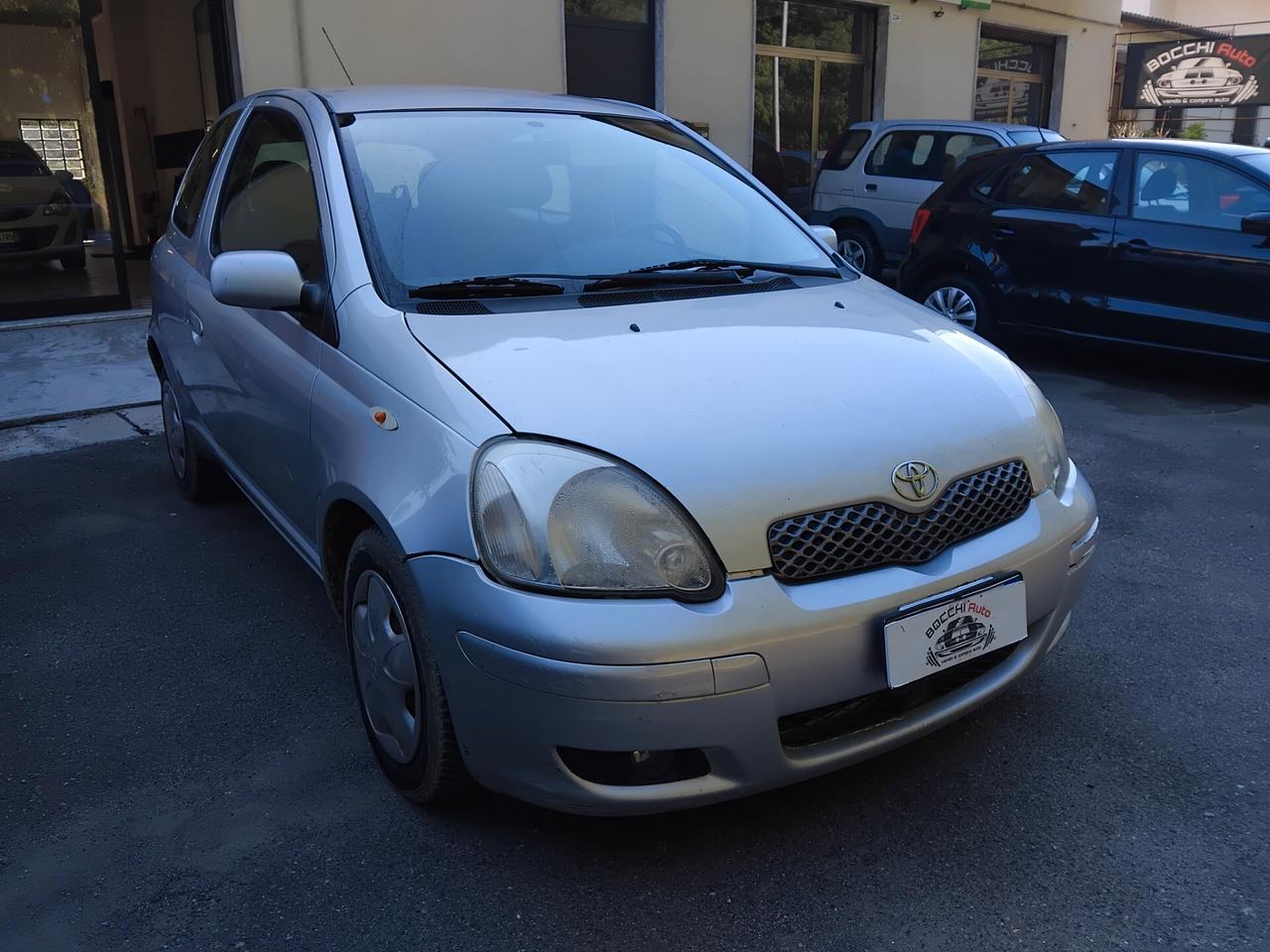 Toyota Yaris 1.0i 16V cat 3 porte Sol