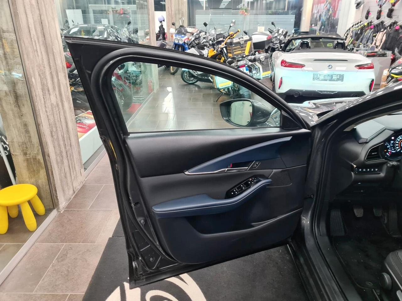 Mazda CX-30 2.0L Skyactiv-G M Hybrid 2WD Exclusive
