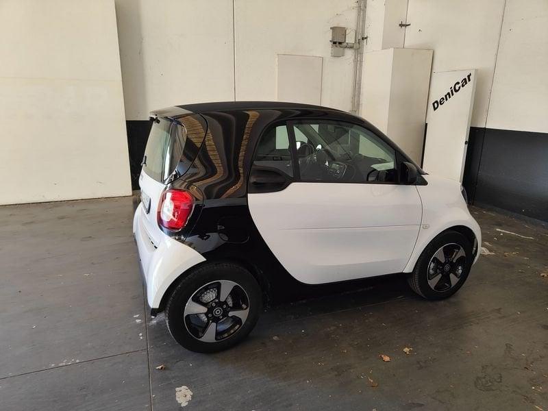 smart fortwo EQ Passion