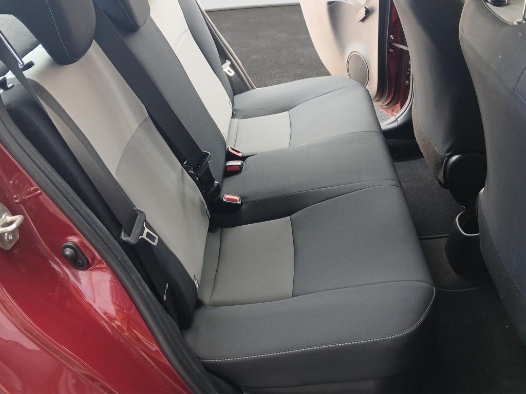 Toyota Yaris 1.5 Hybrid 5 porte Business