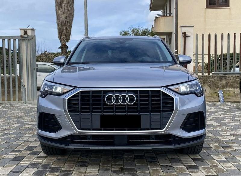 Audi Q3 Business 2.0 TDI 150CV S-Tronic 35