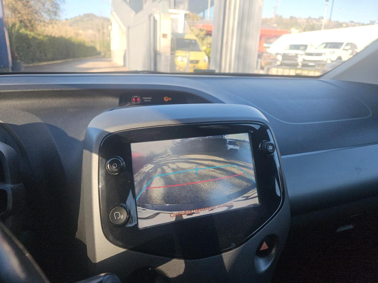 Toyota Aygo 1.0 VVT-i 69 CV 5 porte x-cool TSS MMT