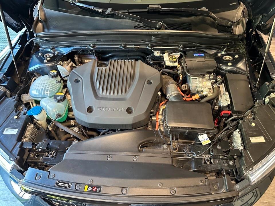 XC40 T5 1.5 R-design Hybrid Full Optional