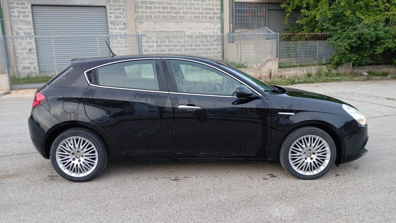 Alfa Romeo Giulietta 1.6 JTDm-2 105 CV Progression