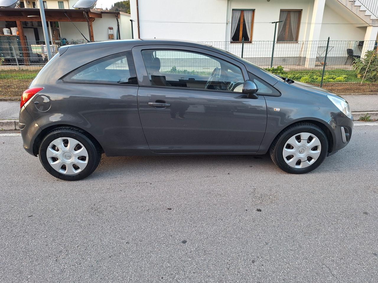 Opel Corsa 1.3 CDTI 75CV F.AP. 3 porte b-color NEOPATENTATI EURO5