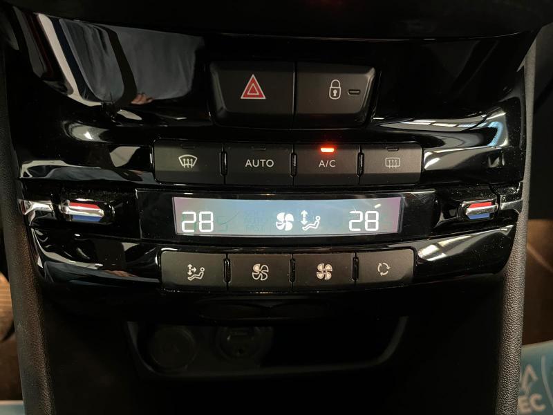 PEUGEOT 208 1.2 VTi Allure