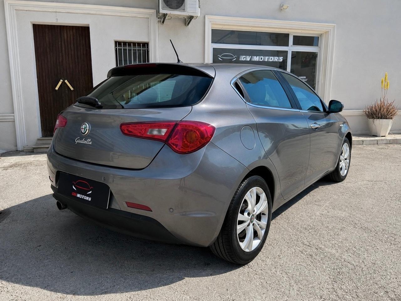 Alfa Romeo Giulietta 1.6 JTDm-2 105 CV Distinctive
