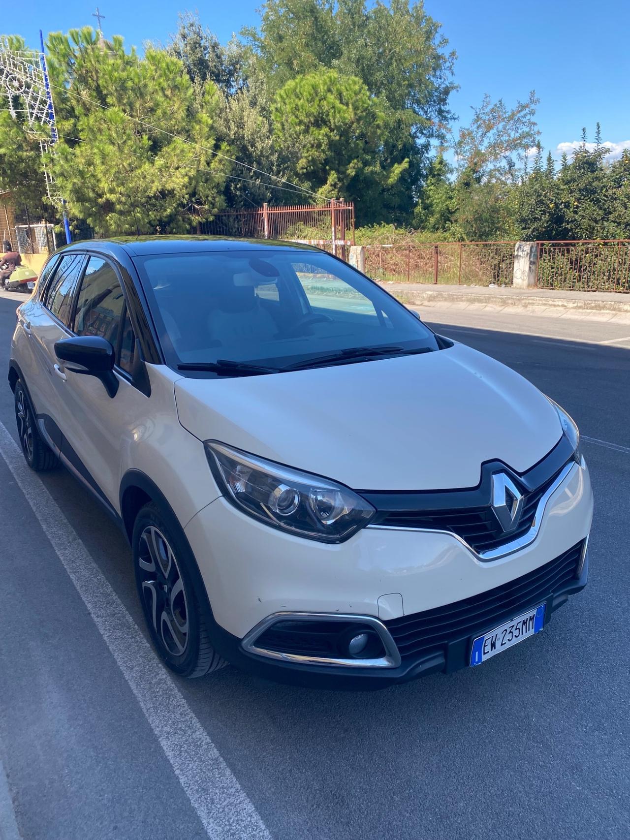Renault Captur 1.5 dCi Anno 2014 RIGENERATO GARANZIA