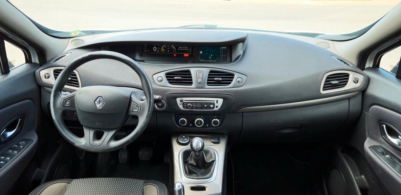 Renault Scenic XMod 1.5 dCi 110CV
