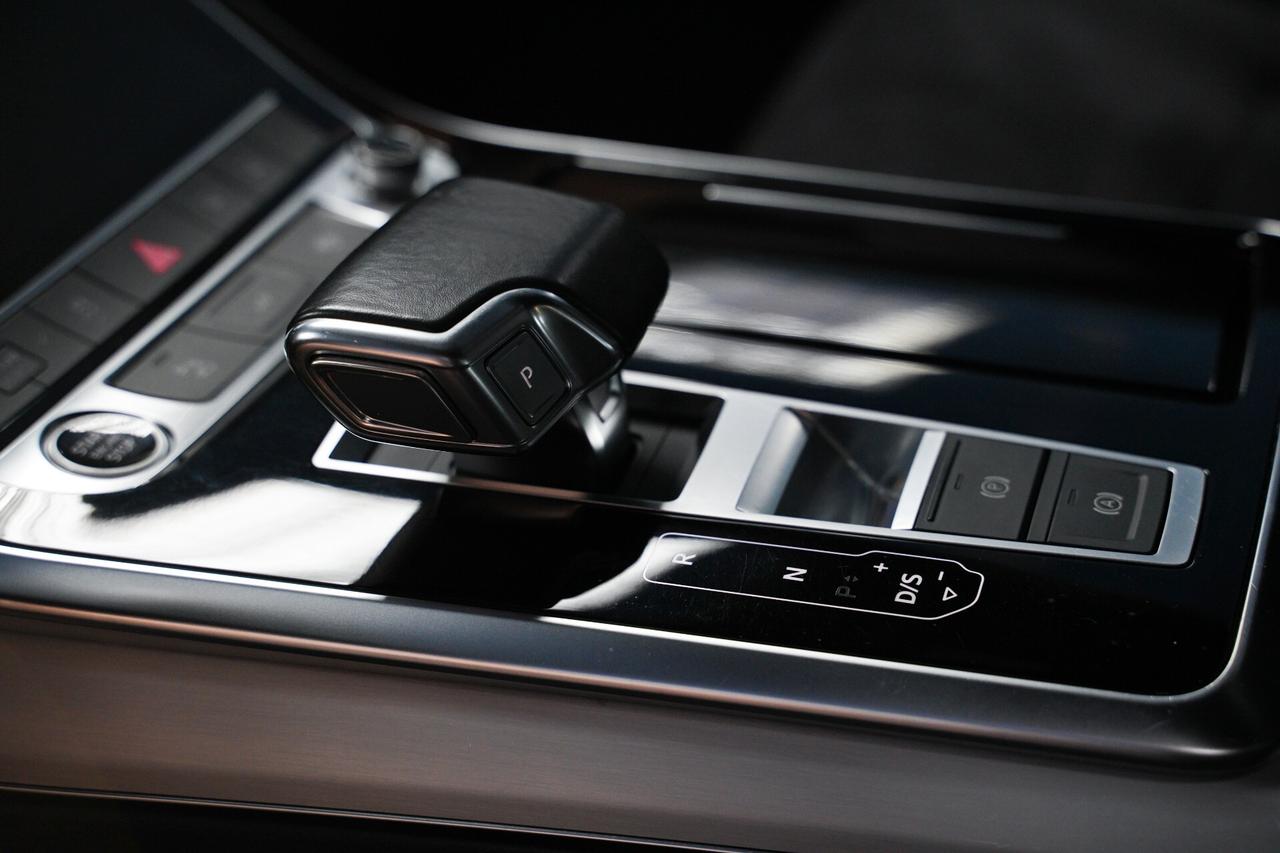 Audi Q8 50 TDI 286 CV quattro tiptronic Sport