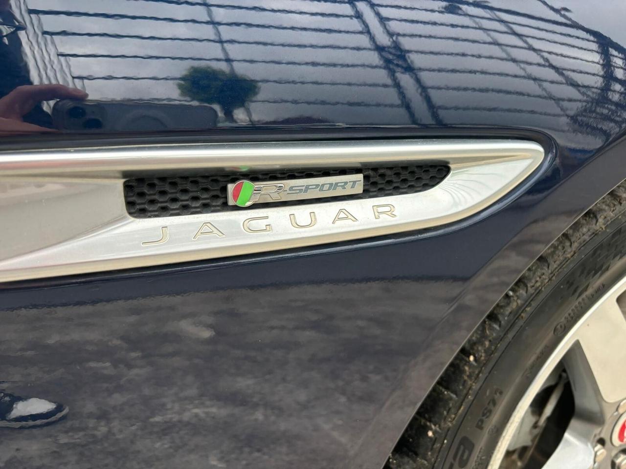 Jaguar XE 2.0 D Turbo Portfolio