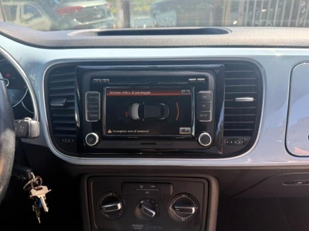 Volkswagen Maggiolino Cabrio 1.6 TDI DSG Design