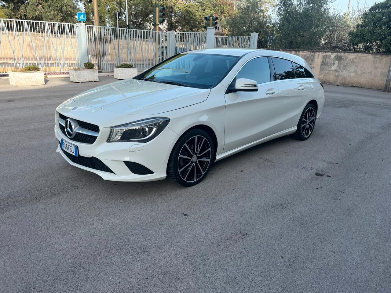 Mercedes-benz CLA 200 CDI Automatic Sport Km 99.00