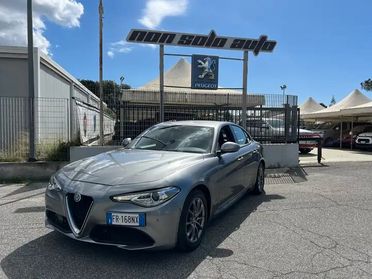 Alfa Romeo Giulia 2.0 Turbo 200 CV AT8