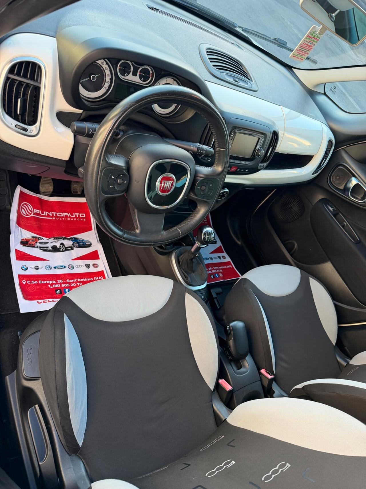 Fiat 500L 2012 1.4 Lounge 95cv