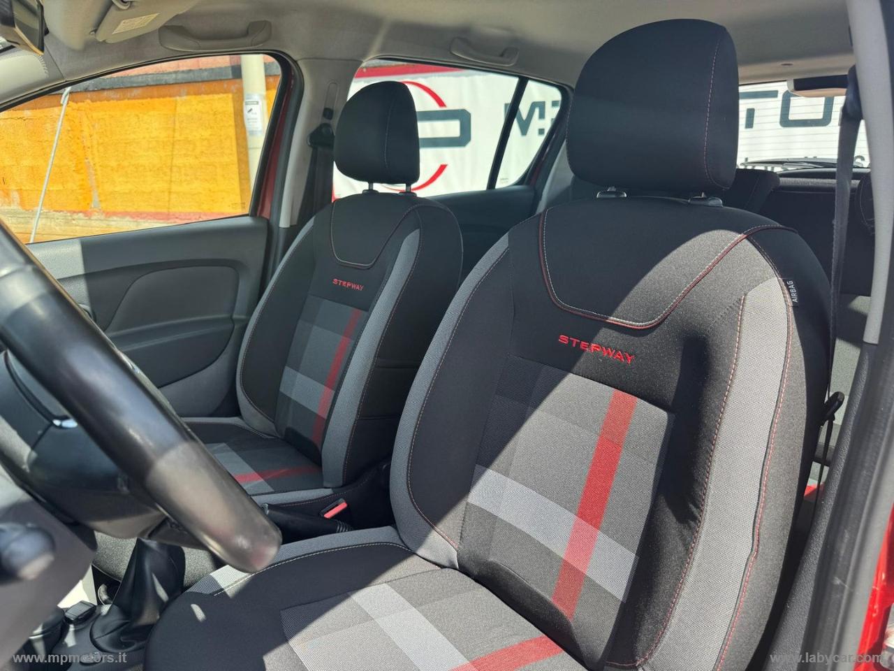 DACIA SANDERO STEPWAY TECHROAD 0.9 TCe GPL 90CV