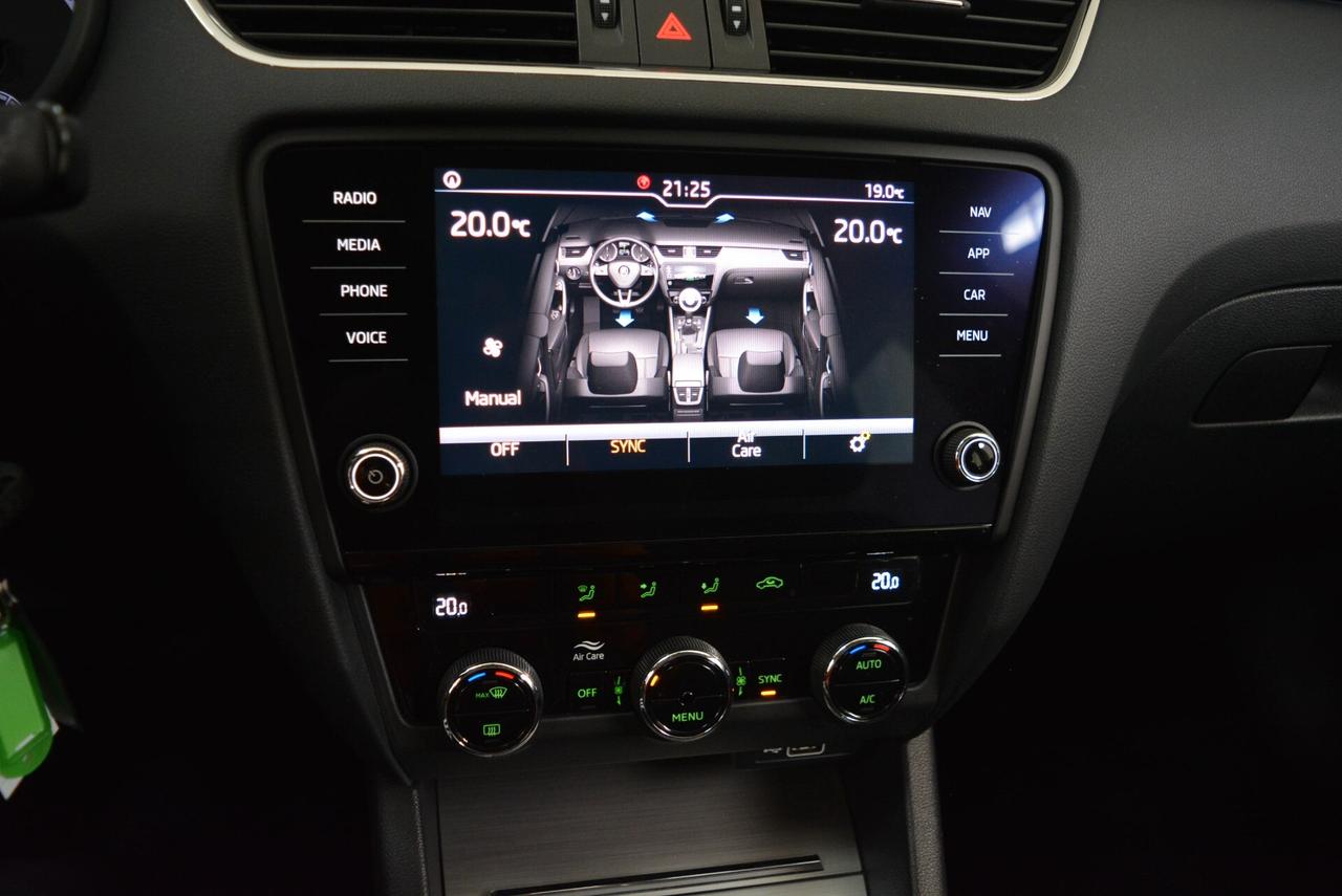 Skoda Octavia 1.6 TDI SCR 115 CV Wagon Executive DAB Navi