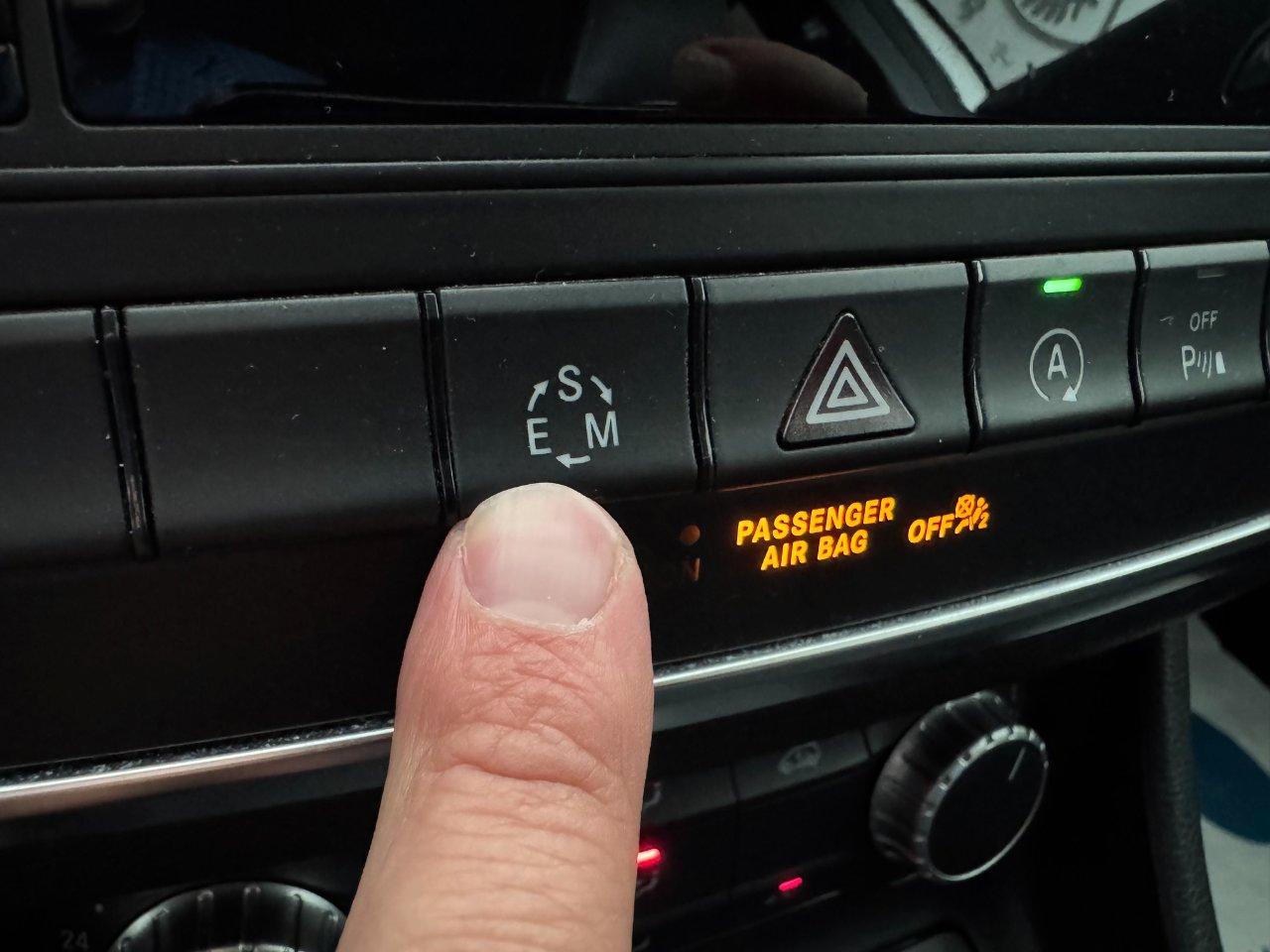 Mercedes GLA 180 d (cdi) Sport auto Navi Pelle