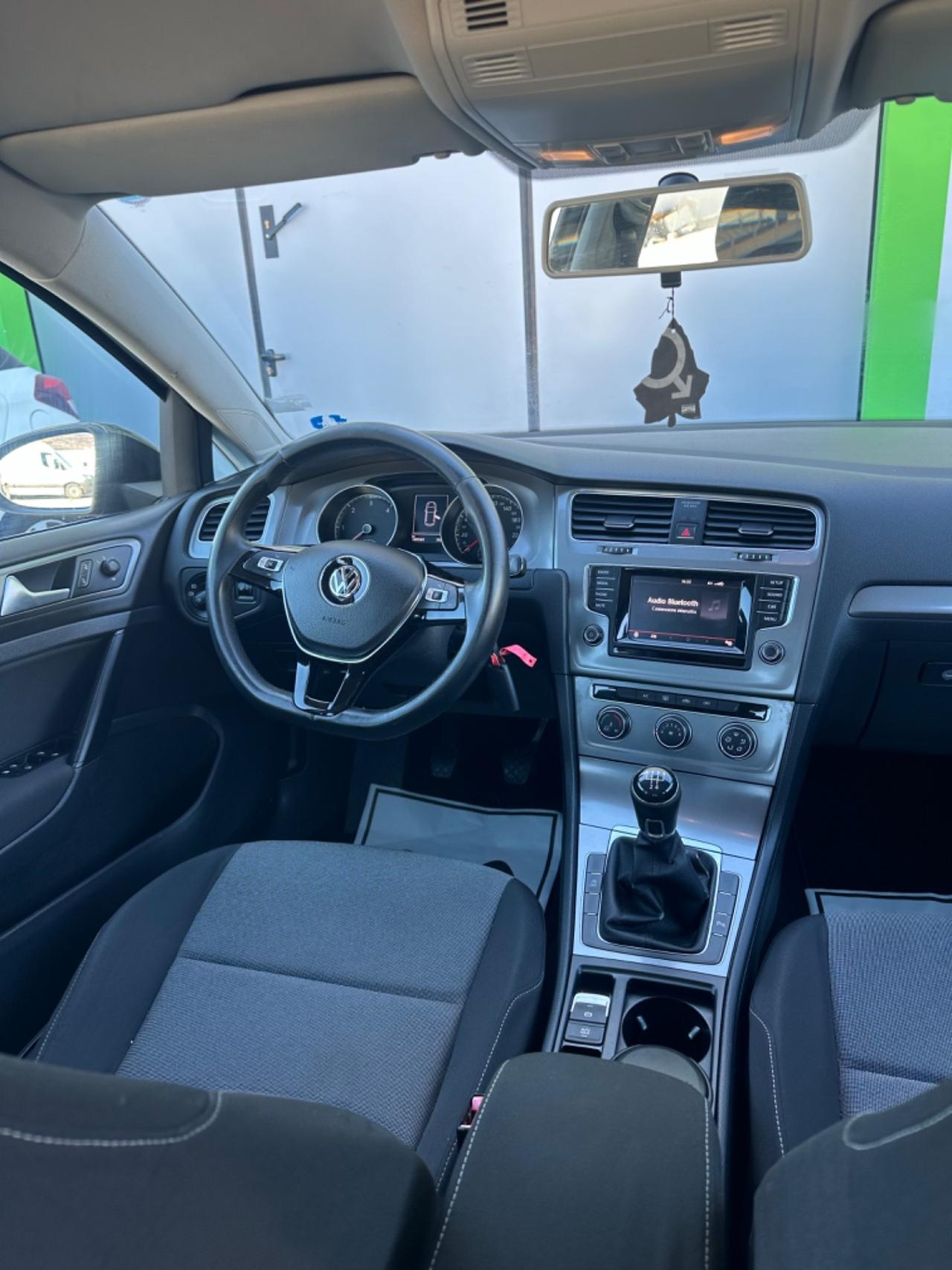 Volkswagen Golf 1.6 TDI 5p. Highline BlueMotion Technology