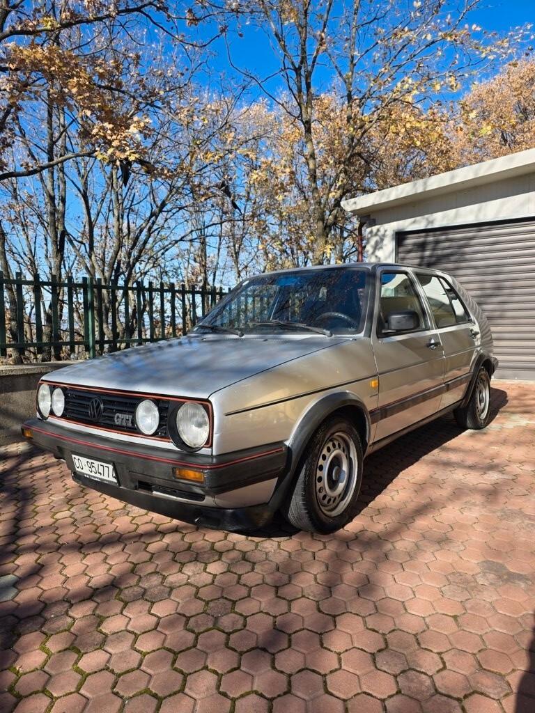 Volkswagen Golf GTI 1800 3 porte